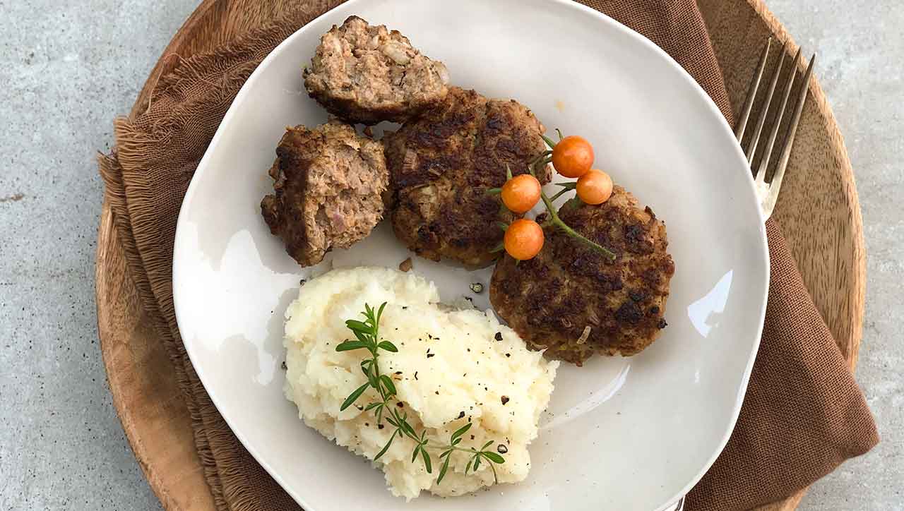 Frikadellen mit Pastinakenpüree -&amp;gt; super für die Lunchbox - Paleo360.de